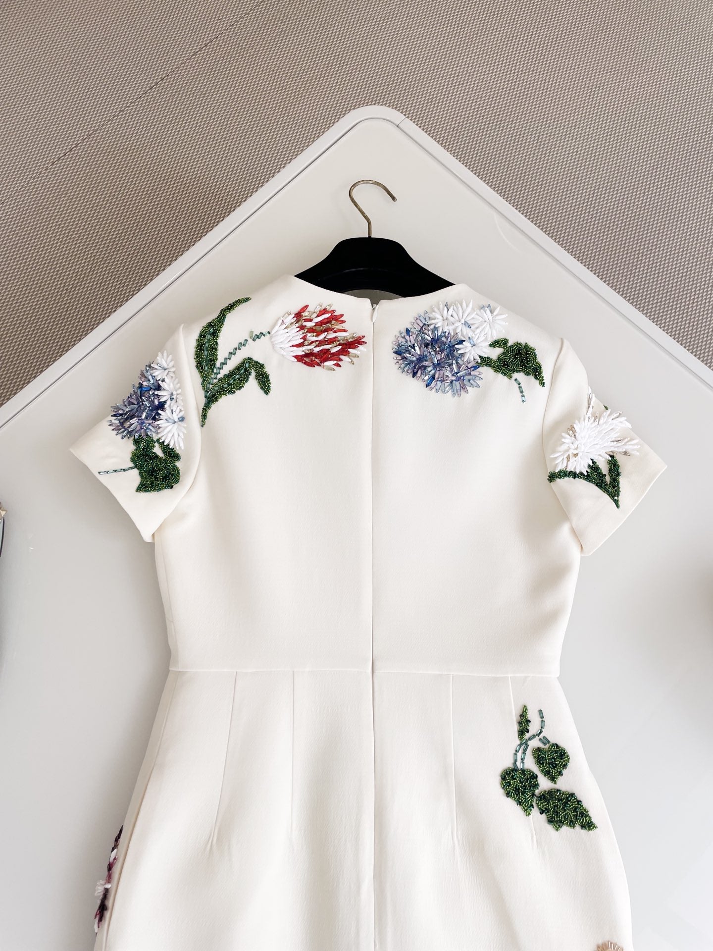 Spring/Summer 24 Rhinestone Flower Embroidery Silk Wool Dress
