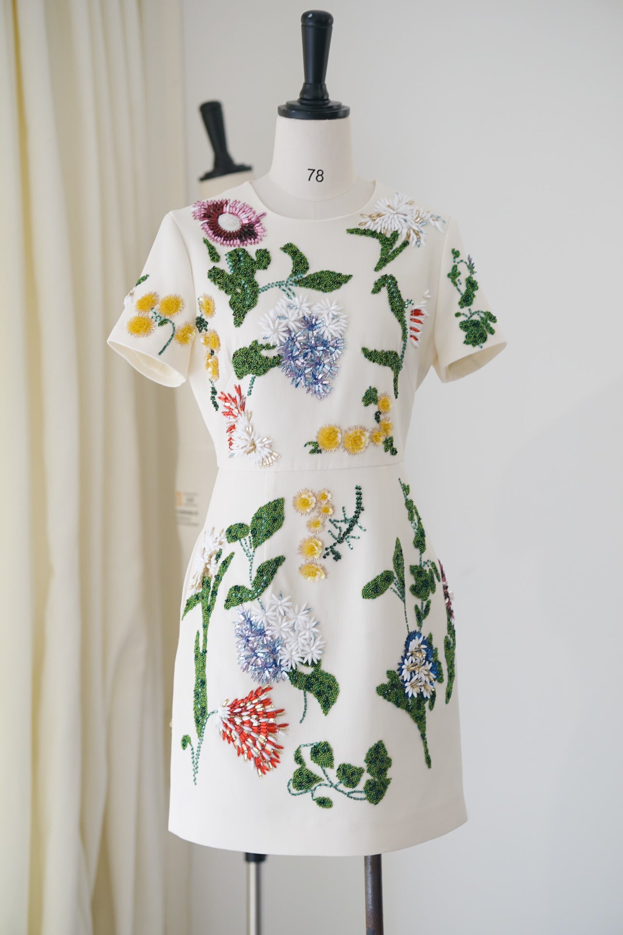 Spring/Summer 24 Rhinestone Flower Embroidery Silk Wool Dress