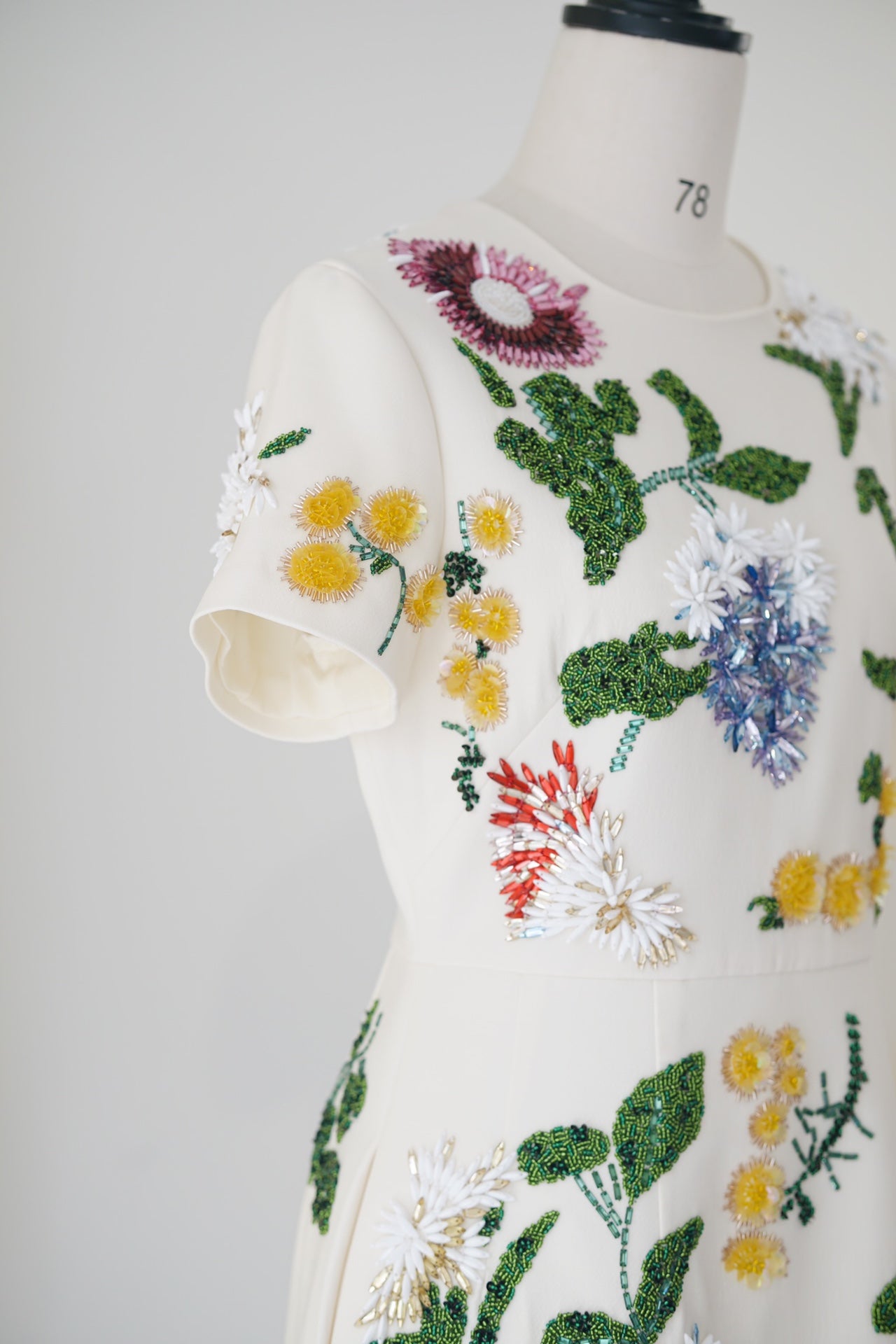 Spring/Summer 24 Rhinestone Flower Embroidery Silk Wool Dress