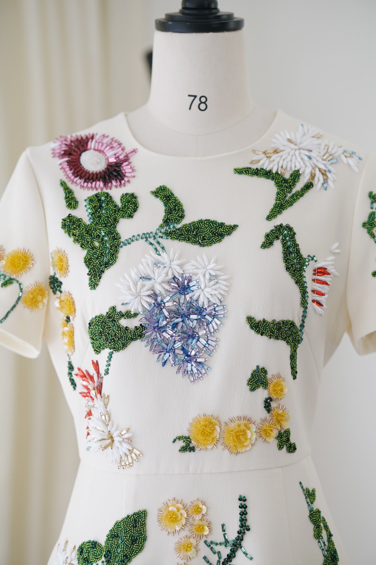 Spring/Summer 24 Rhinestone Flower Embroidery Silk Wool Dress