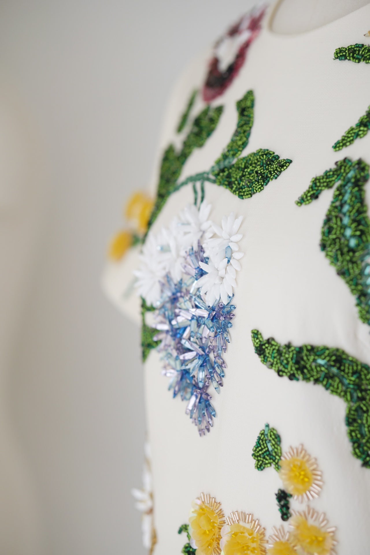 Spring/Summer 24 Rhinestone Flower Embroidery Silk Wool Dress