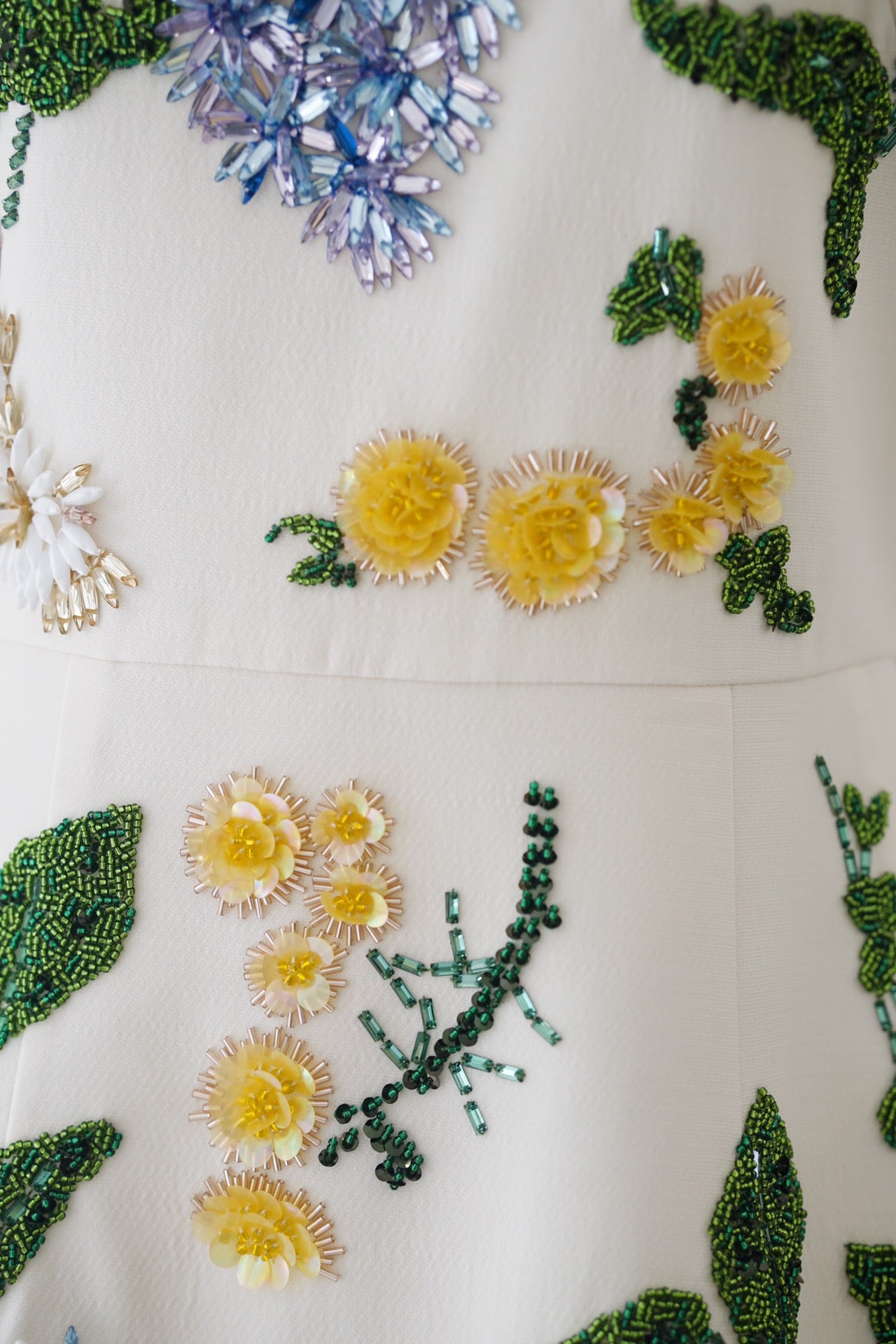 Spring/Summer 24 Rhinestone Flower Embroidery Silk Wool Dress